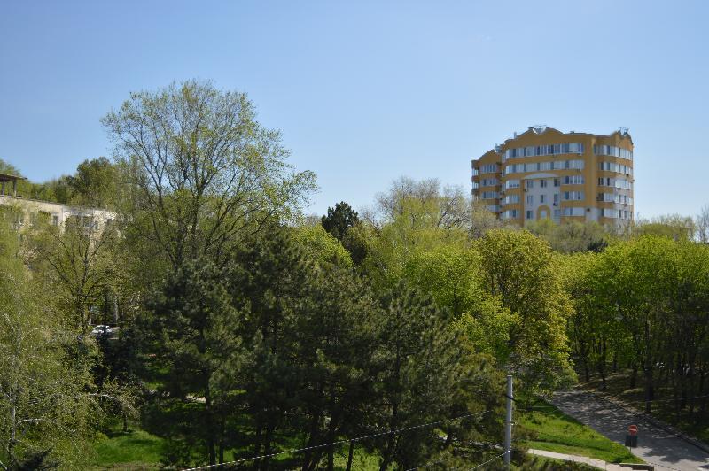 Wine Hotel Chisinau Exterior foto