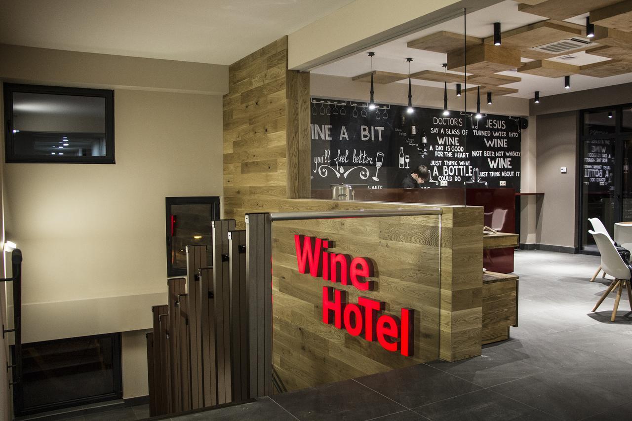 Wine Hotel Chisinau Exterior foto